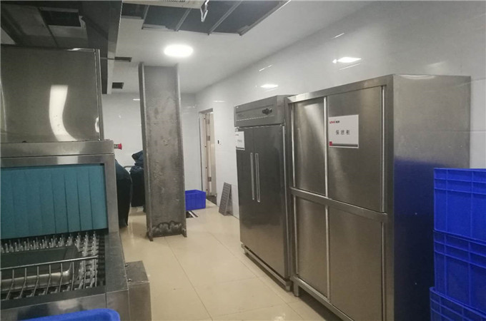 食堂廚房設(shè)備分為哪些區(qū)域呢？